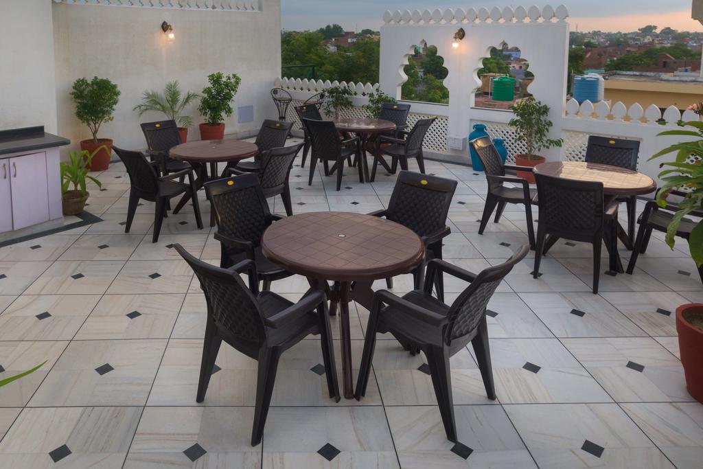 The Coral Court Homestay Agra  Extérieur photo